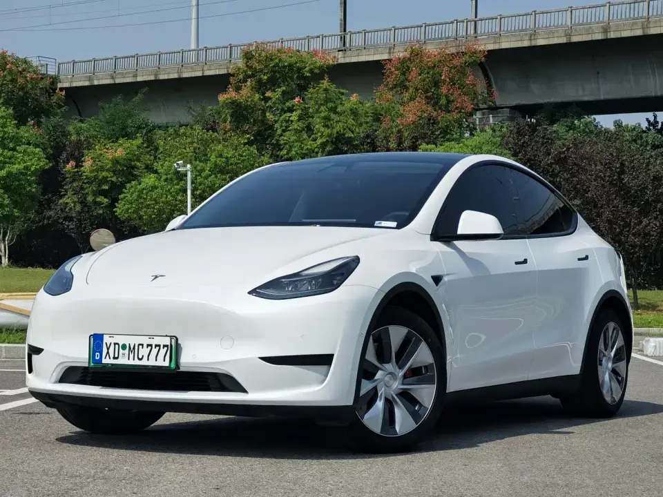 Tesla Model Y Facelift Rear-Wheel Drive Version 2022