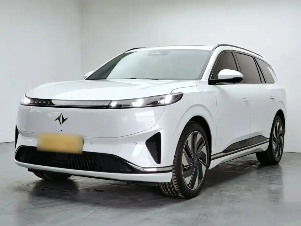 Dongfeng Yipai eπ008 210Max Range Extender 6-Seater 2025