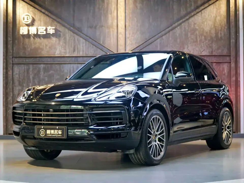Porsche Cayenne New Energy Cayenne E-Hybrid 2.0T Platinum Edition 2023