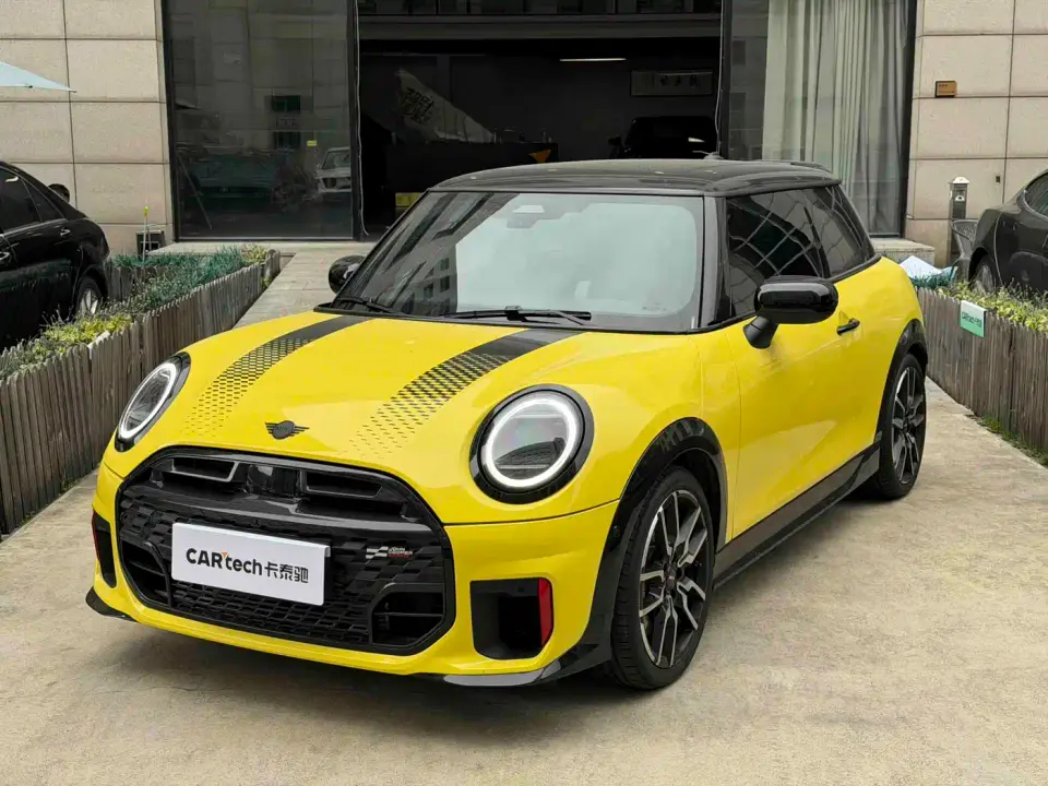 Mini JCW JOHN COOPER WORKS 2025