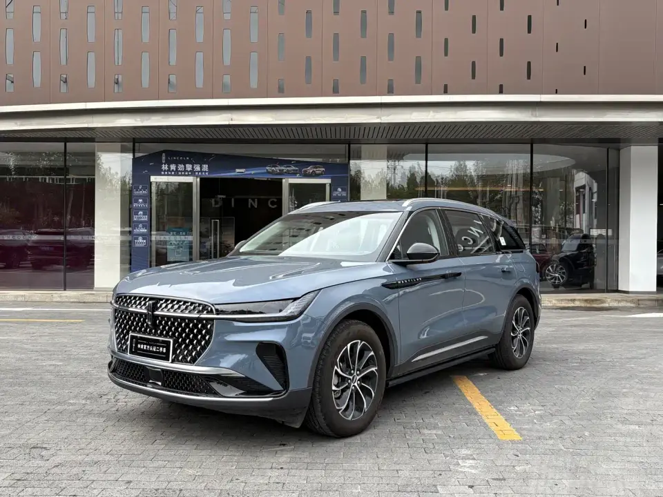 Lincoln Nautilus 2.0T FWD Launch Edition 2025