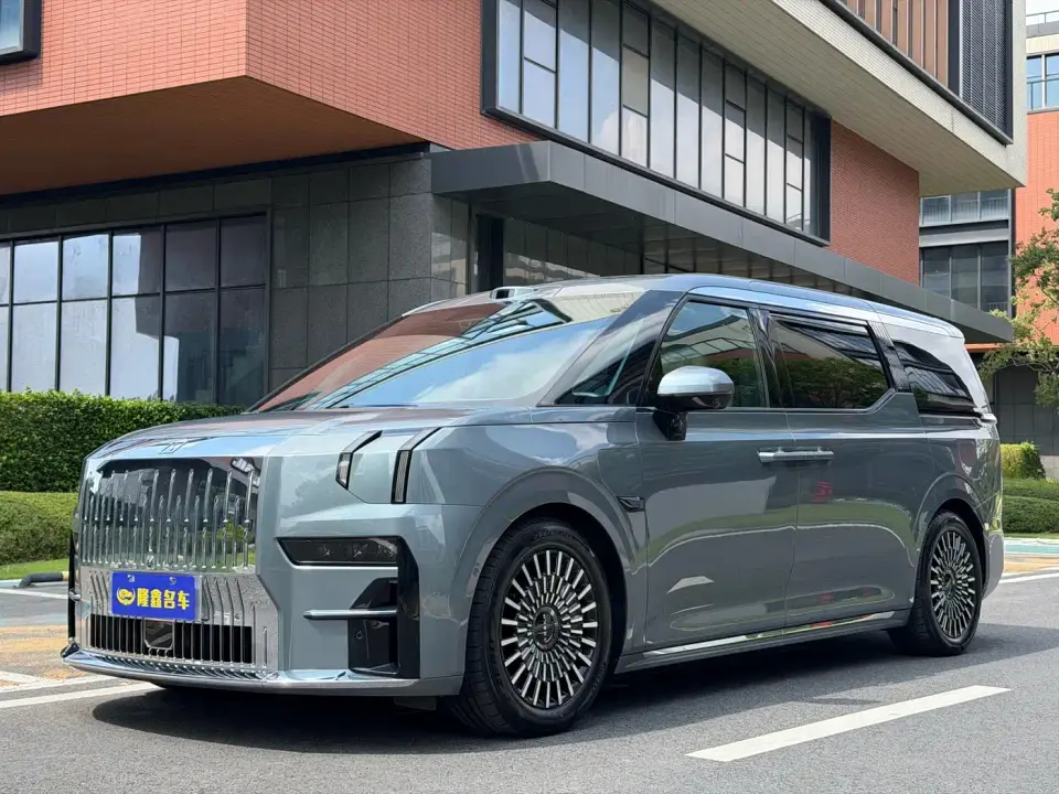 Zeekr 009 7-Seat Aisle AWD Version 108kWh 2025