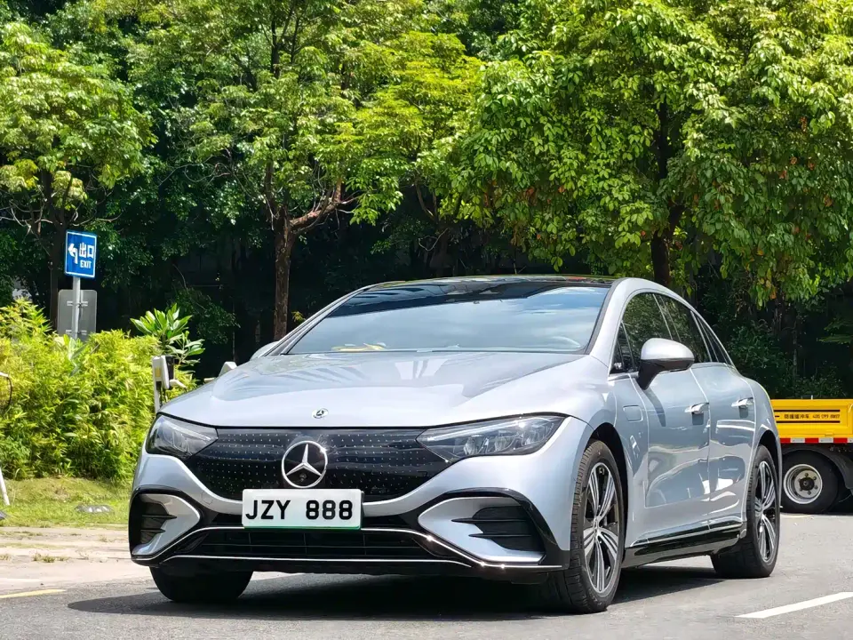 Mercedes-Benz EQE 350 Luxury Edition 2023