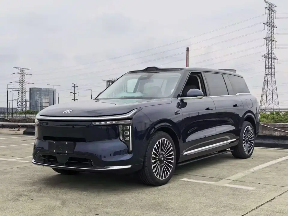 IM Motors IM LS9 Model 52kWh Base Version 2025