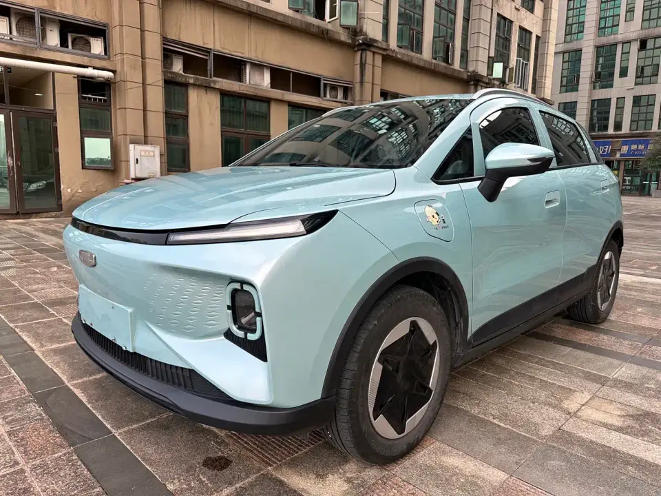Geely Geometry E Firefly Model 301km Starlight 2023
