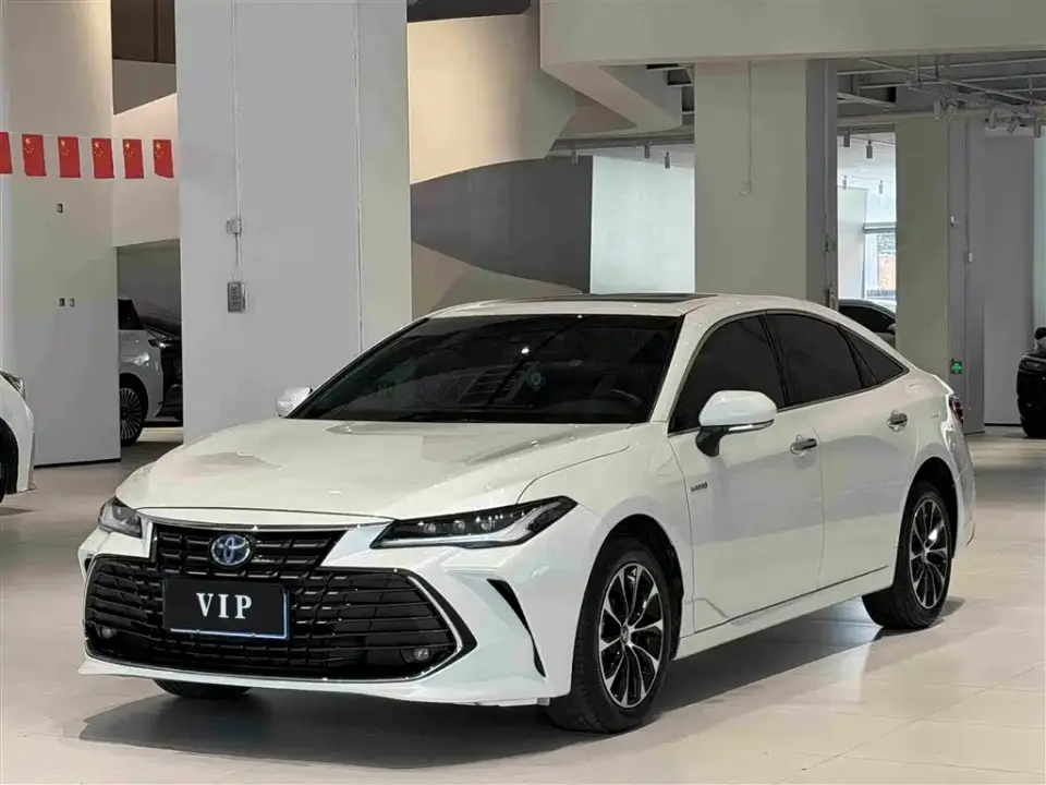 Toyota Avalon Hybrid 2.5L Luxury Edition 2024