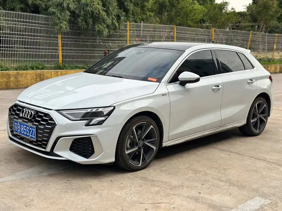 Audi A3 Facelift Sportback 35 TFSI Fashion Sport 2023