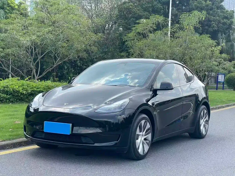 Tesla Model Y Facelift Rear-Wheel Drive Version 2023