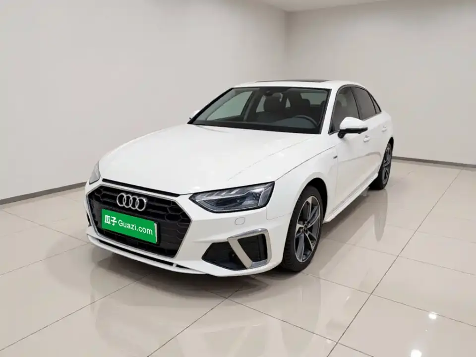 Audi A4L 40 TFSI Fashion Dynamic 2022