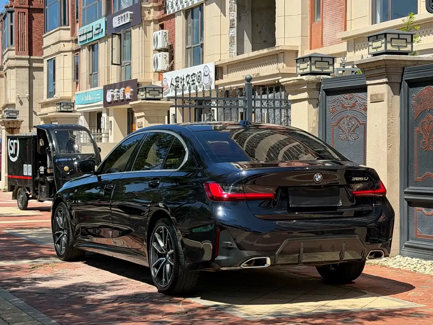 BMW 3 Series 325Li M Sport Package 2023 — фото 7