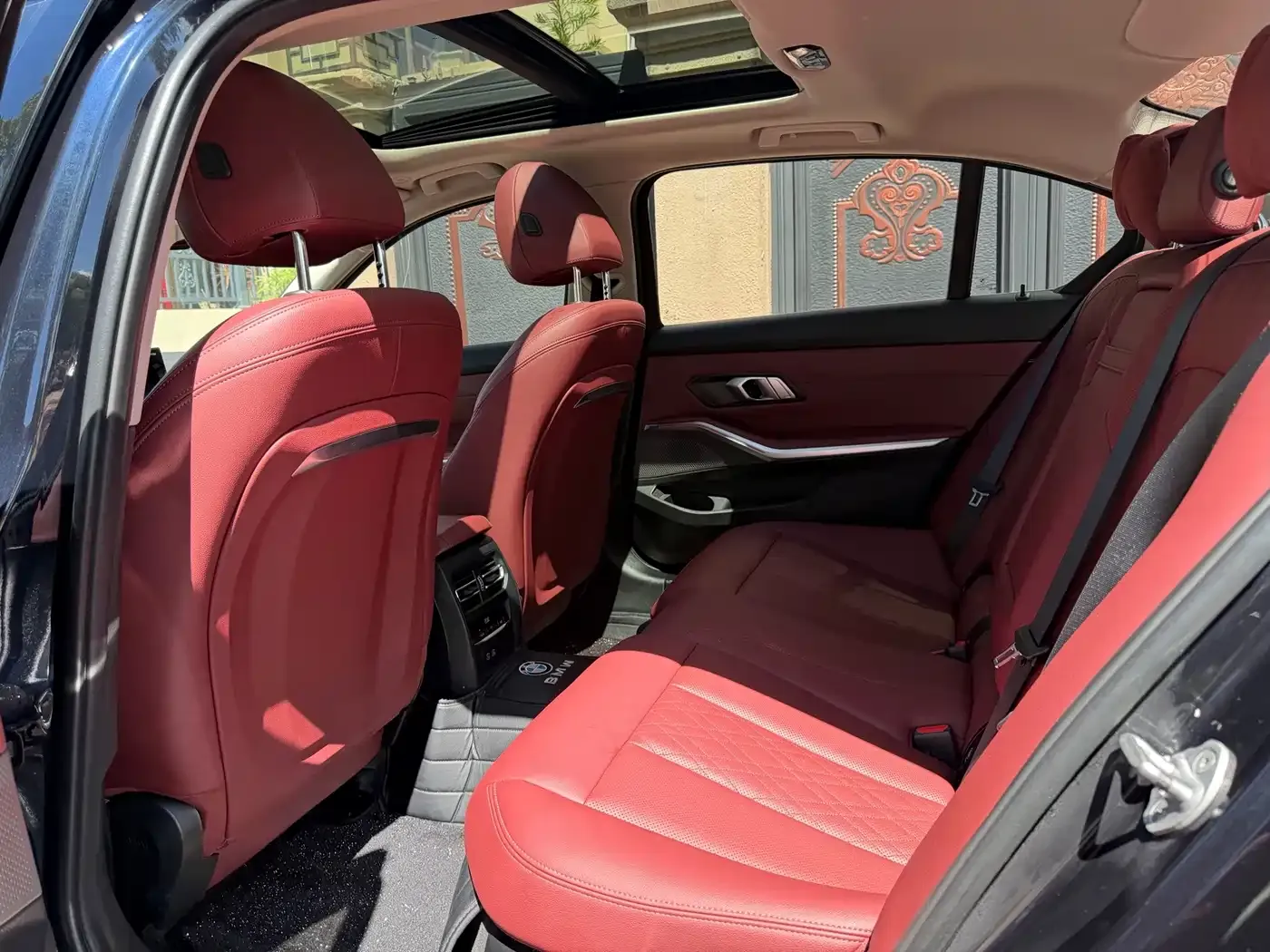 BMW 3 Series 325Li M Sport Package 2023 — фото 6