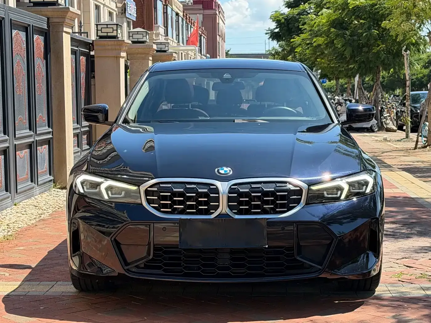 BMW 3 Series 325Li M Sport Package 2023 — фото 2