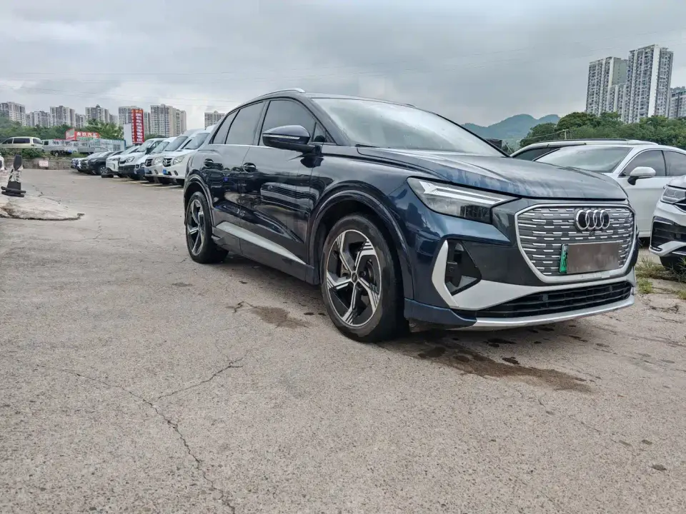 Audi Q4 e-tron 50 e-tron quattro Creation Edition 2024