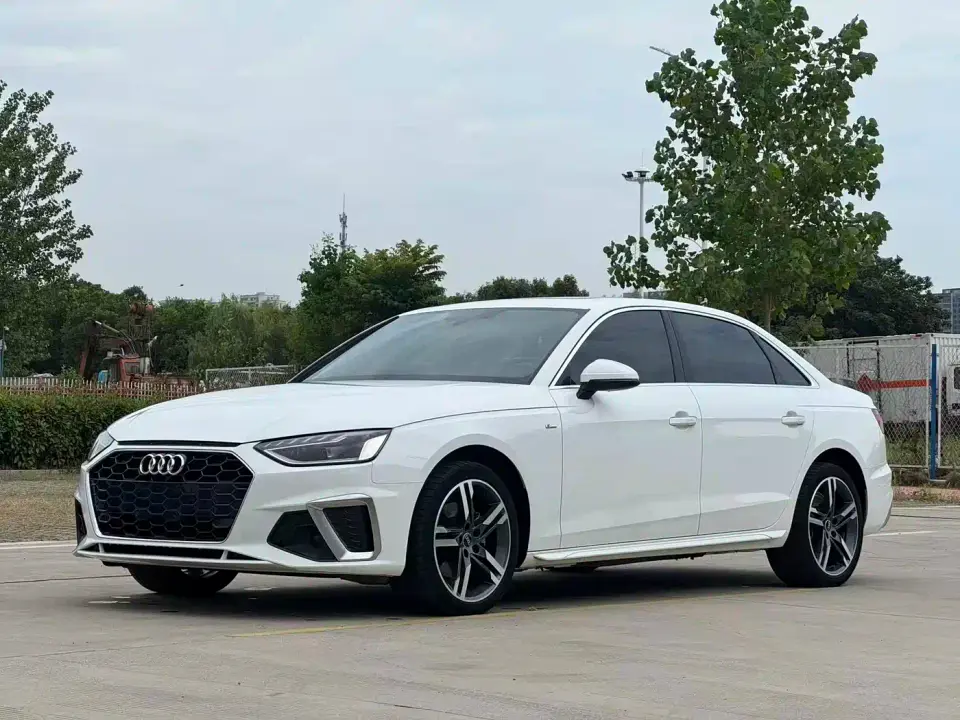 Audi A4L 40 TFSI Fashion Dynamic 2022