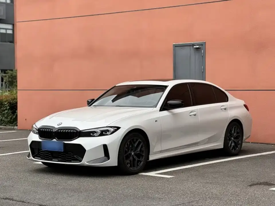 BMW 3 Series 330Li M Sport Night Edition 2025