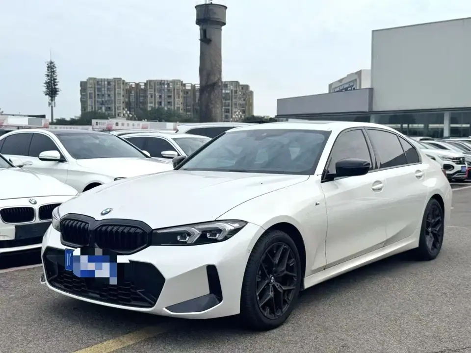 BMW 3 Series 330Li M Sport Night Edition 2025