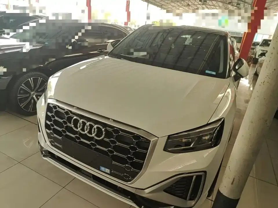 Audi Q2L 35TFSI Fashion Sport 2024