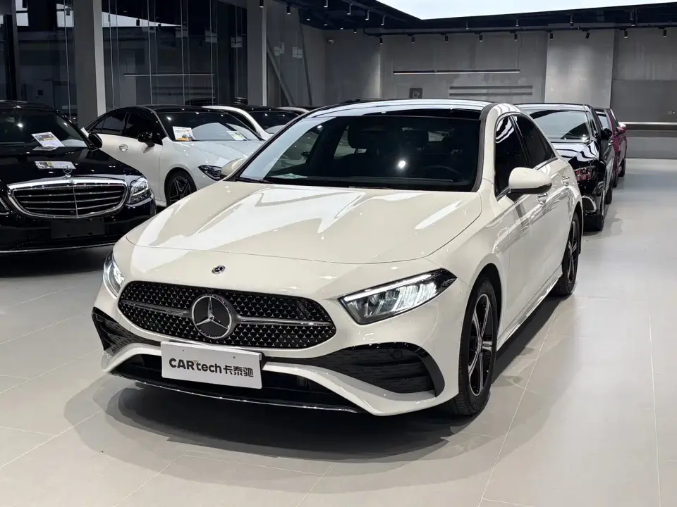 Mercedes-Benz A-Class A 200 L Fashion Edition 2025