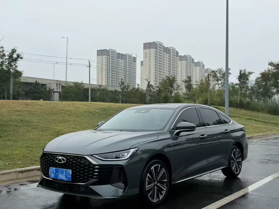Chery Arrizo 8 PRO Pro 1.6T Luxury 2025