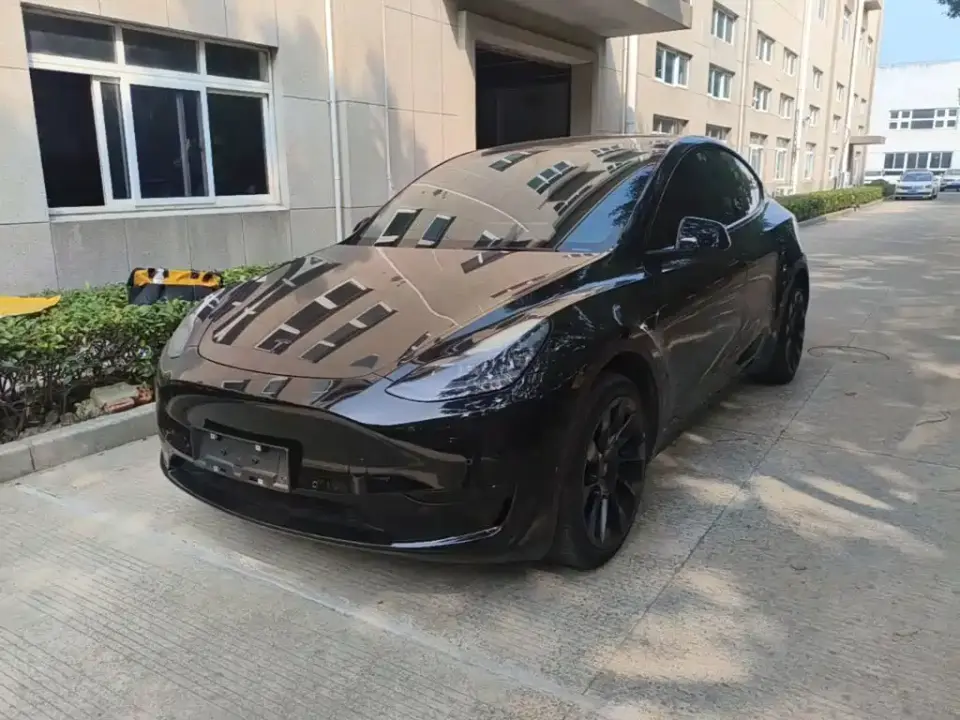 Tesla Model Y Facelift Rear-Wheel Drive Version 2023