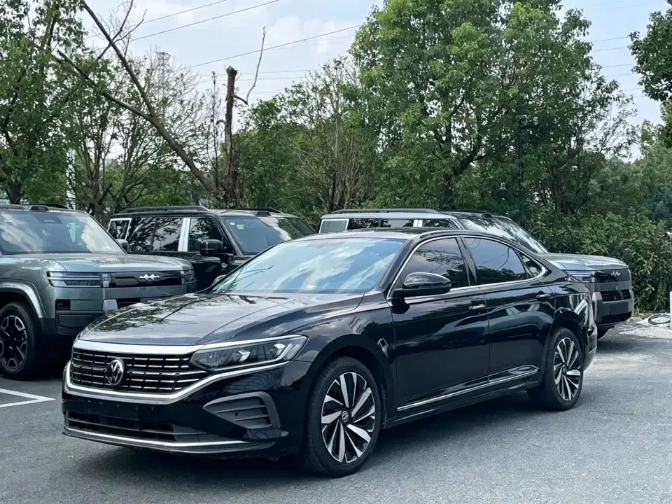 Volkswagen Passat 330TSI Elite Edition 2024