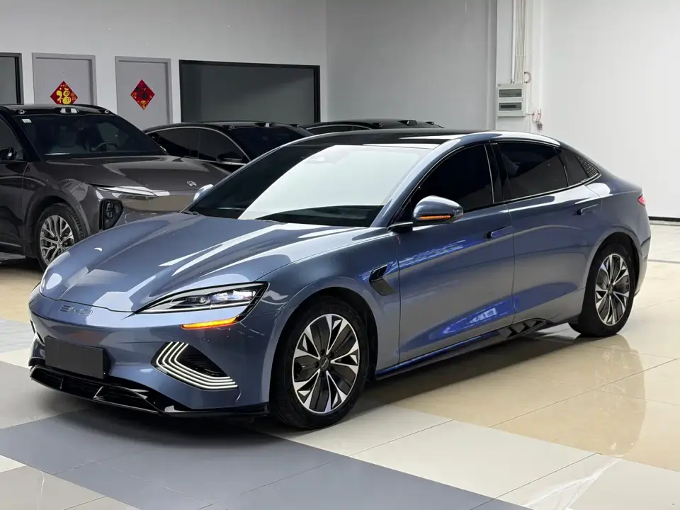BYD Seal 550km Standard Range RWD Premium 2023