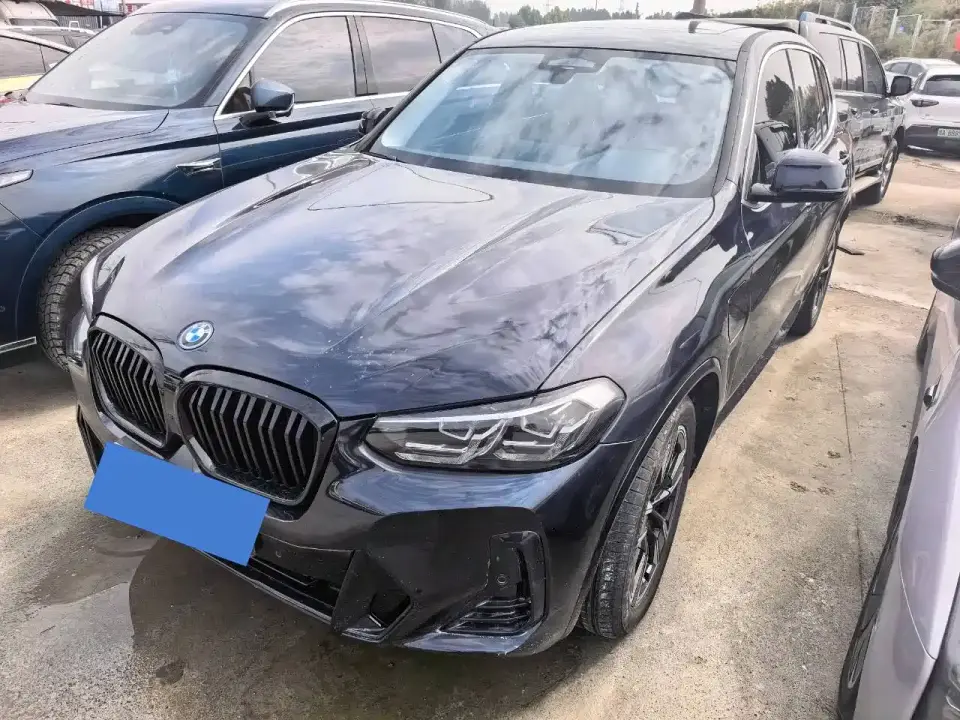 BMW iX3 Leading Edition 2025
