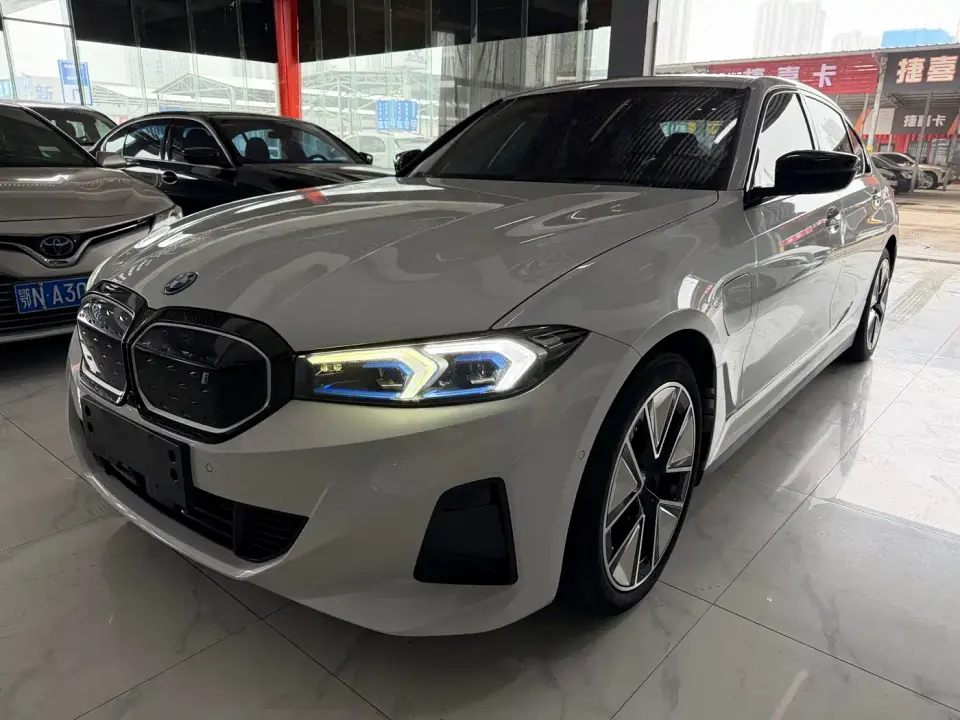 BMW i3 eDrive 40 L Shadow Night Sport Package 2023
