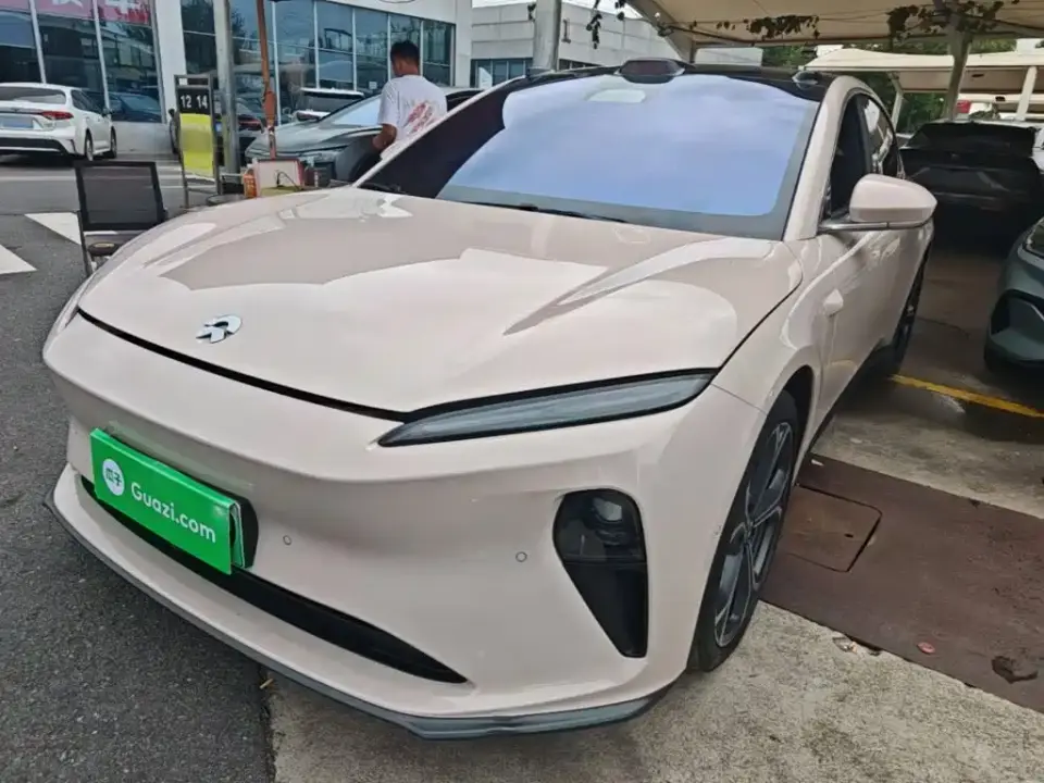 NIO ET5T Model 75kWh Touring 2024