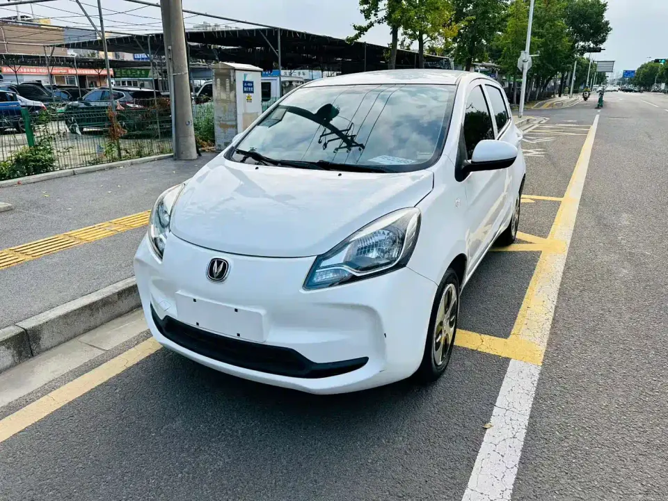 Changan Benben E-Star National Edition Heartjoy LFP (31.86kWh) 2021
