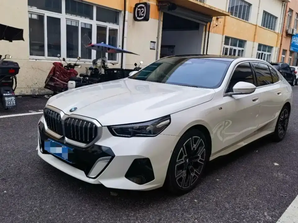 BMW 5 Series 530Li Premium M Sport Package 2024