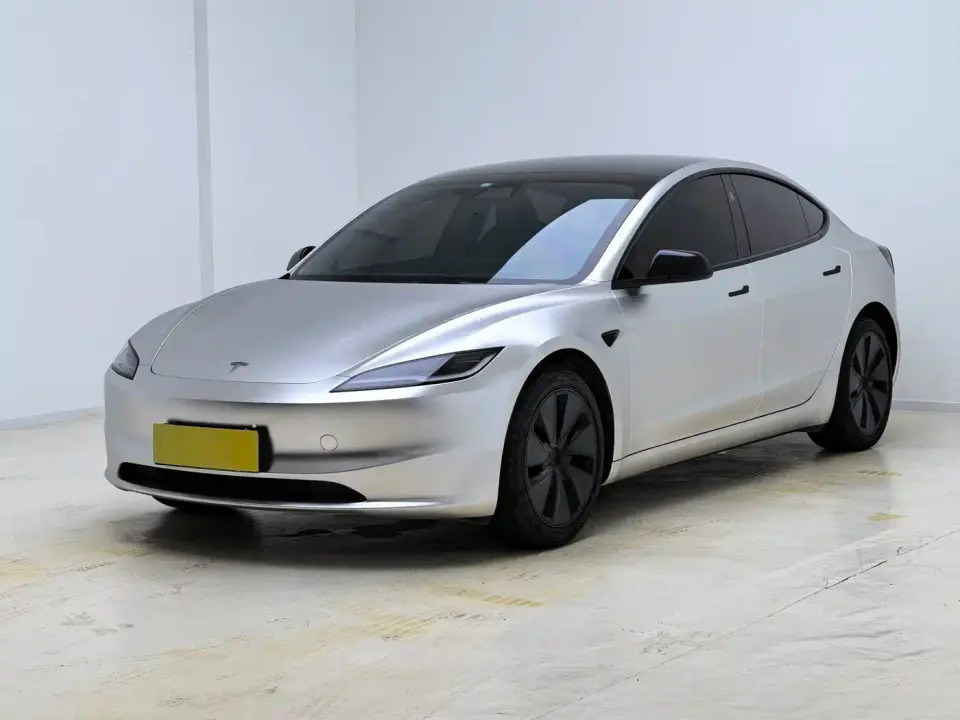 Tesla Model 3 Model Rear-Wheel Drive Edition 2025