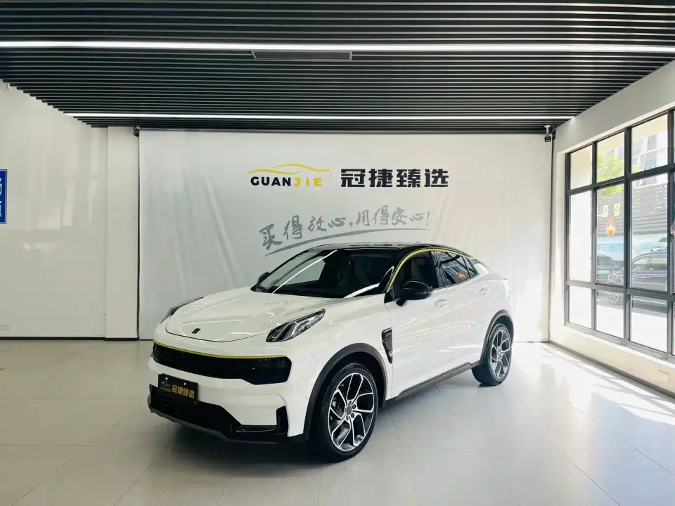 Lynk & Co 05 2.0TD 2WD Shine Halo 2021