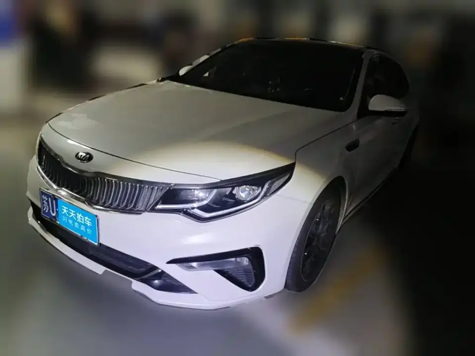 Kia K5 Pro 1.6T Automatic Luxury Edition China VI 2019