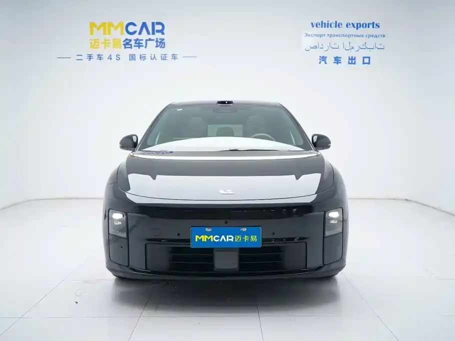 Li Auto i6 2WD Base Model 2026