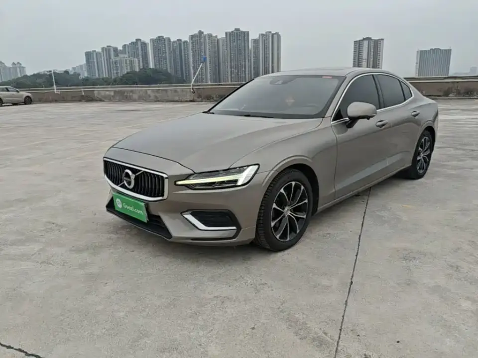 Volvo S60 T4 Smart Elite Luxury 2021