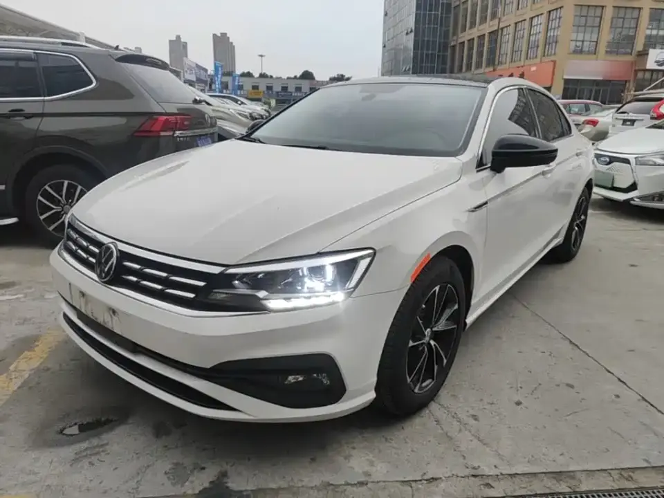 Volkswagen Lamando 230TSI DSG Fashion Edition 2022