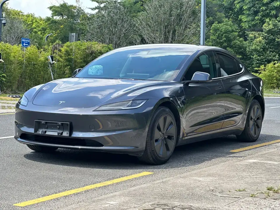 Tesla Model 3 Rear-Wheel Drive 2024