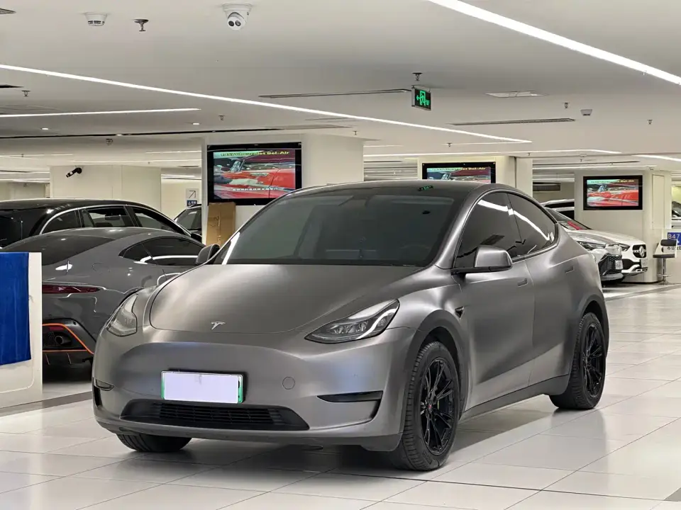 Tesla Model Y Facelift Rear-Wheel Drive Version 2023