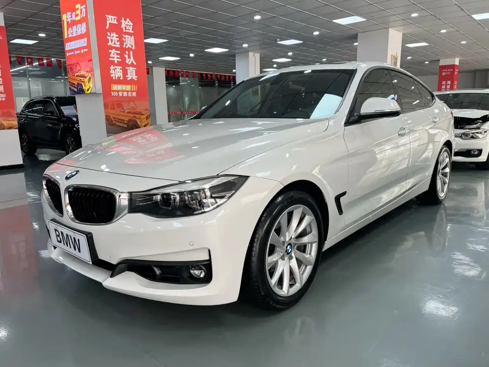BMW 3 Series GT 320i Fashion Model 2019