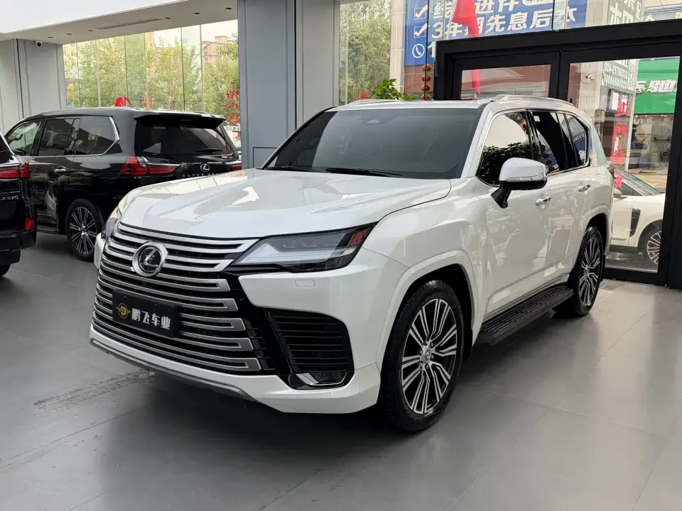 Lexus LX 700h Leading Edition 2025