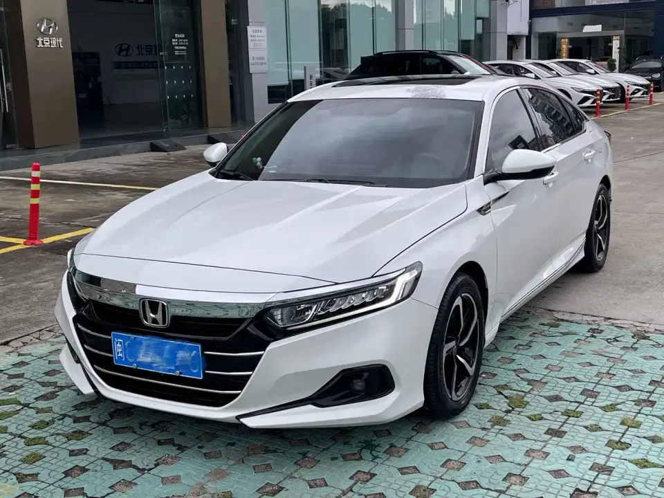 Honda Accord 260TURBO Luxury Edition 2023