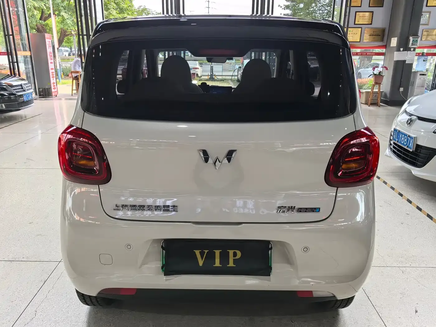 Wuling Motors Hongguang MINIEV 4-Door Premium+ Edition 2025 — фото 5