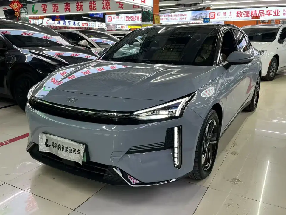 Geely Galaxy Galaxy L6 60km PLUS 2024