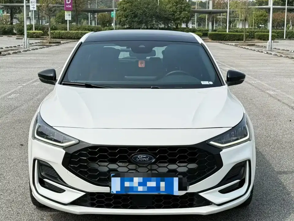 Ford Focus Hatchback EcoBoost 180 Automatic ST Line 2022