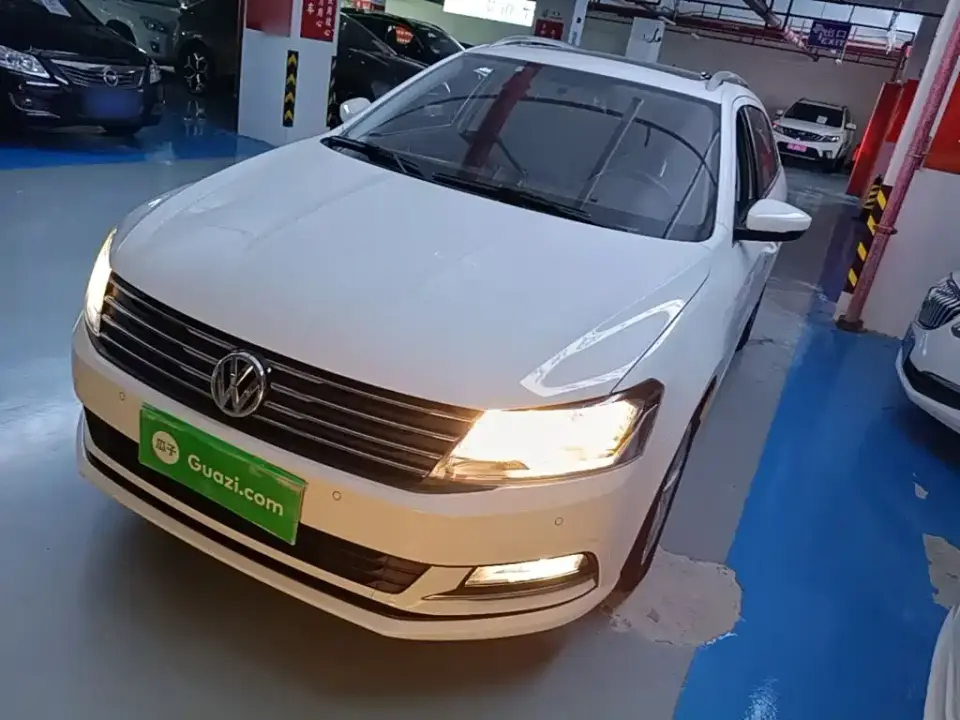 Volkswagen Lavida Tour 230TSI DSG Comfort Edition 2019