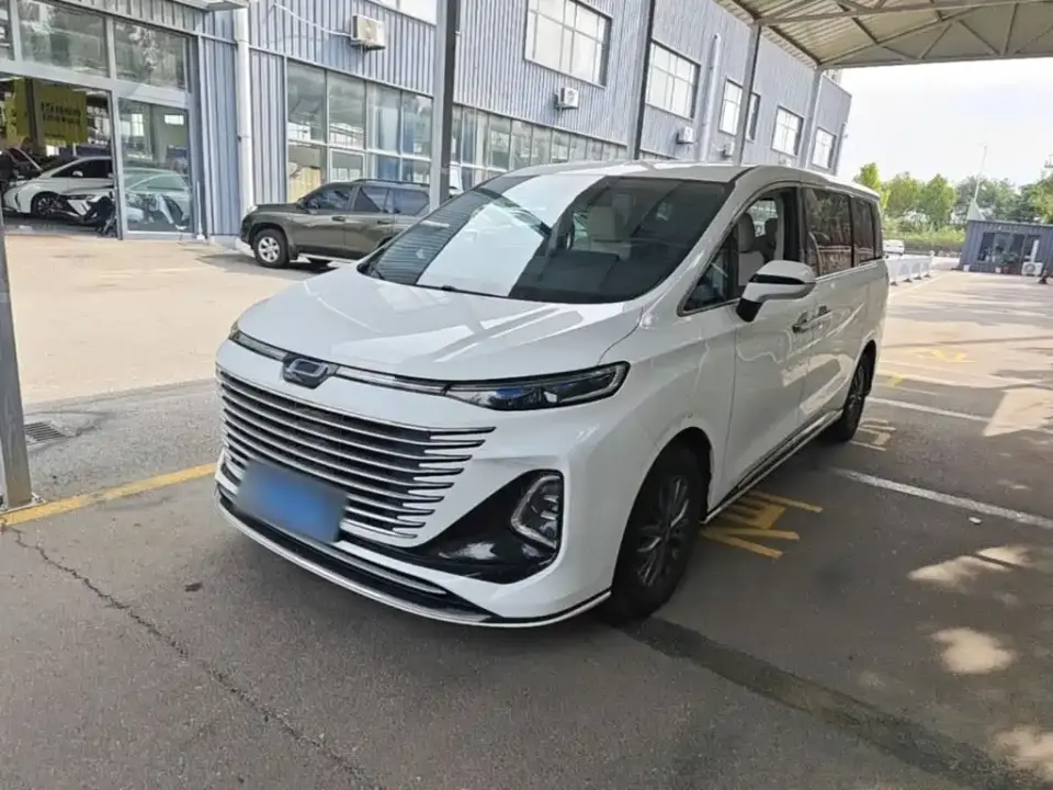 Besturn M9 Model 2.0T Supreme Edition 2024