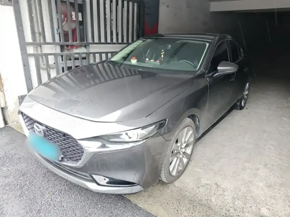 Mazda Mazda3 Axela 2.0L Automatic Quality Glamour 2021