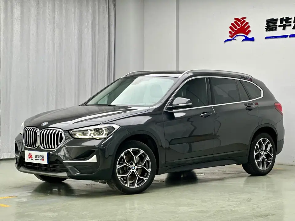 BMW X1 sDrive25Li Leading 2022