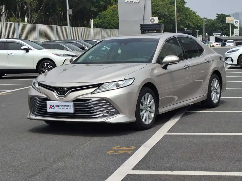 Toyota Camry Facelift 2.0G Luxury Edition 2020